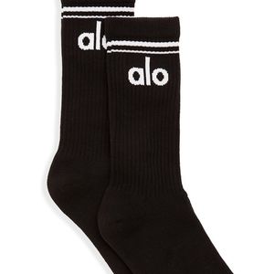 Alo Yoga Throwback Socks- Black